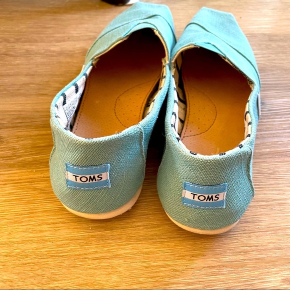 Blue men’s Toms loafers EUR size 43 US10 AU9 - Picture 2 of 3